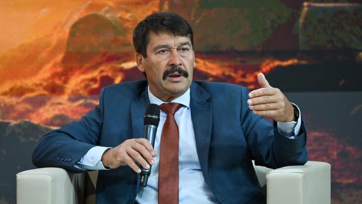 Áder János több mint hatezer kegyelmi ügyben döntött 