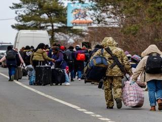 Nem szűnik az ukrán menekültáradat