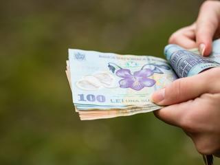 Romániában is jön a 13. havi nyugdíj - korrektebb megoldást találtak, mint Magyarország