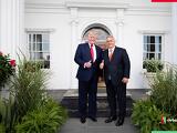Ezt hozza a Donald Trump-Orbán Viktor barátság: újabb beruházásról posztolt Szijjártó Péter