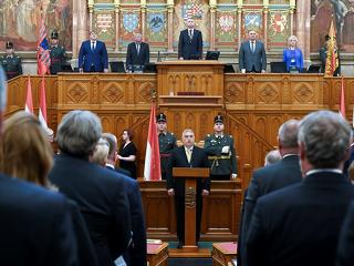 Hatalmasat fog ugrani Orbán Viktor fizetése