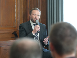 Magnus Tsahkna észt külügyminiszter ügyel az uniós értékekre