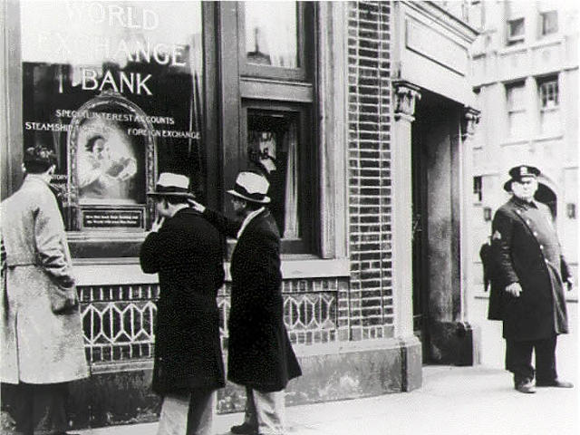 Rendőrök vigyázták a New York-i bankot