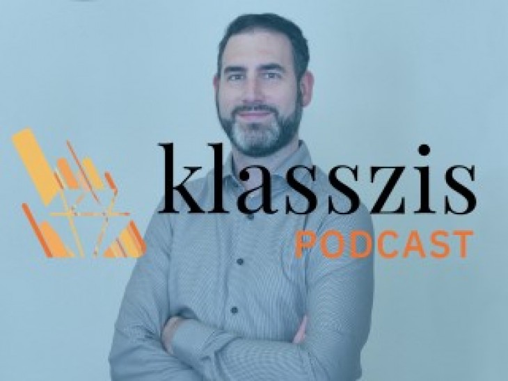 Az idei Klasszis podcast adásaink gerincét a Virovácz Péterrel, az ING Bank makrogazdasági elemzőjével folytatott beszélgetéseink adták. Fotó: Klasszis Média Lapcsoport