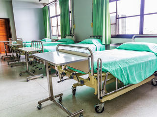 A NAV nem kegyelmez: inkasszóval szedik be a kórházak tartozásait