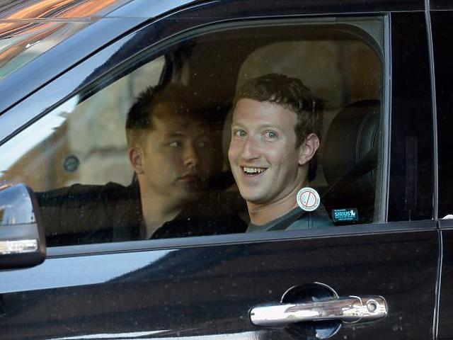 Ezekre költ Zuckerberg 70 milliárdos vagyonából