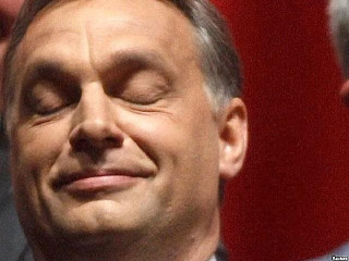Orbán Viktor álmodik