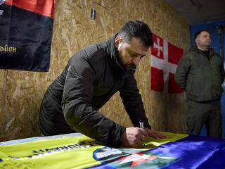 Szakértő: rendkívül kockázatos akcióba kezdett Volodimir Zelenszkij