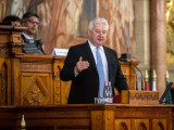 Semjén Zsolt a parlamentben beszél