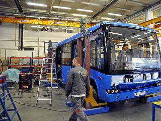 30 helyett csak 5 új buszt szállított le időre a BKV-nak az Ikarus
