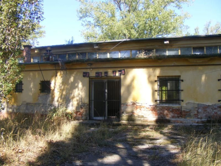 Az egykori laktanya kantinja mostanra lepusztult