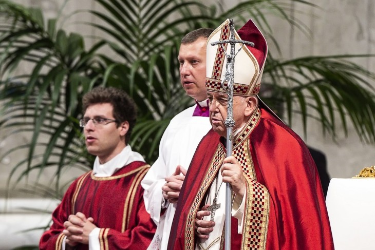 A széthúzás megszüntetését kérte ünnepi szentbeszédében Ferenc pápa. Fotó: EPA / ANGELO CARCONI 