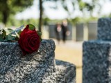 Sokkolóan drágul a temetés Magyarországon - meghökkentő listát találtunk