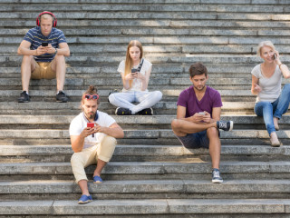 Az online függőség újabb és újabb bugyrai nyílnak meg