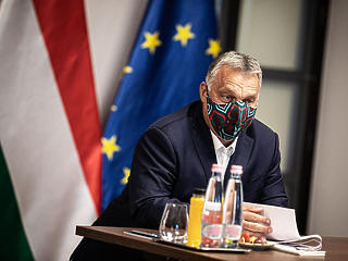 Orbán Viktor szerint meg kell győzni a bezártság ellen tiltakozókat