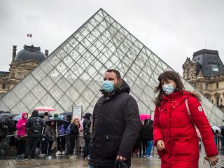 Rekordokat dönt a fertőzöttek száma: enyhít Franciaország