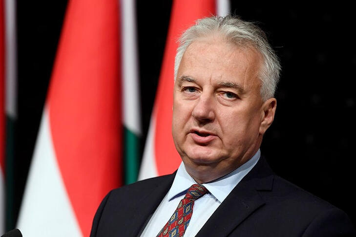 Semjén Zsolt benyújtotta, hamarosan jöhet a korlátozás?