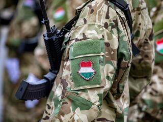 Elkezdték visszavonni az energetikai létesítményekhez kirendelt katonákat