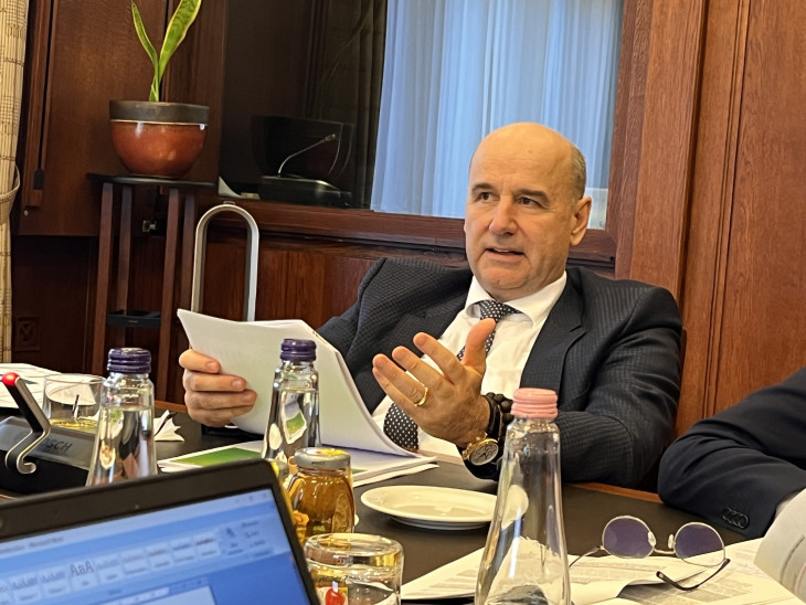 Bencsik László: kiemelkedően magasak az adóterhek Magyarországon