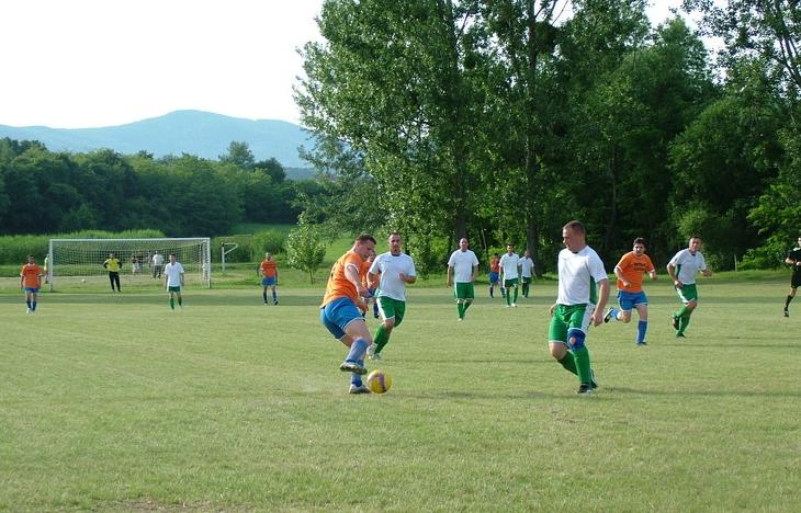 Amikor még a helyi szomszédvárak csatájában Hercegkút Bodrogolaszival játszott 2007 nyarán. Fotó: Jernei Gábor
