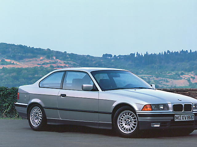 40 éves a 3-as BMW
