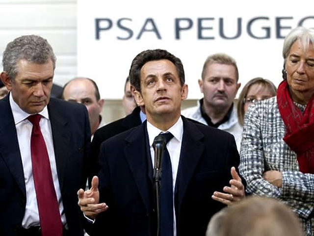 Sarkozy megmentő szerepben