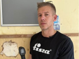 Magyar Péter  helyszíni méréseket végez