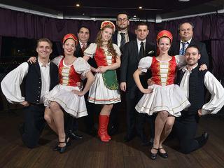 Szerezz maradandó élményt egy folklór- és operettműsorral a Dunán!