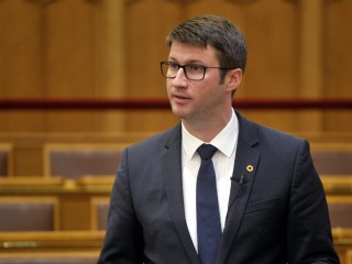 Böröcz László.