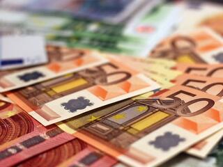 A dollár elkeserítette a forintot