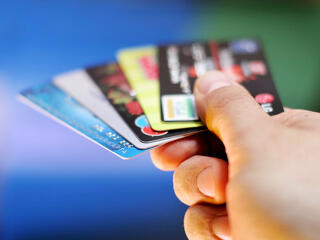 Baj van? Rég nem tartoztak ennyivel a magyarok hitelkártyán