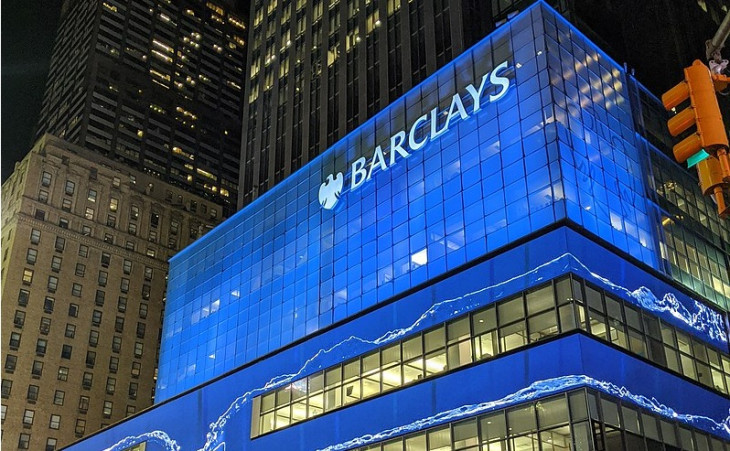 A Barclays bank világszerte jelen van. Itt épp New Yorkban.