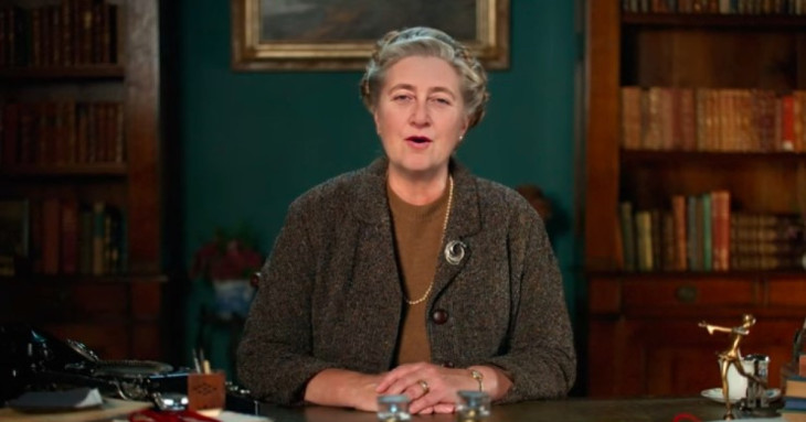 Az MI-Agatha Christie a róla készített videóban