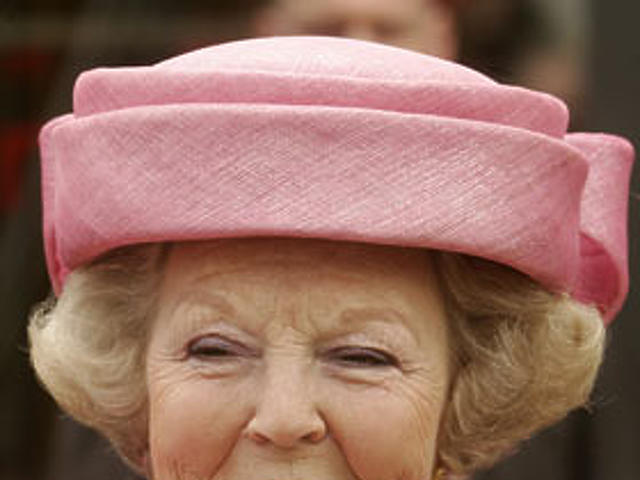 Beatrix Wilhelmina Armgard, Hollandia királynője