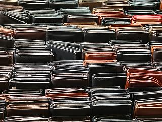 Megkezdődtek a minimálbér-tárgyalások – a kormány nem enged 