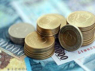 Kirobbanó formában kezdte a napot a forint