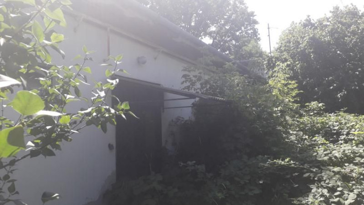 Vajon meglátja valaki a fantáziát ebben a szentesi lakásban?