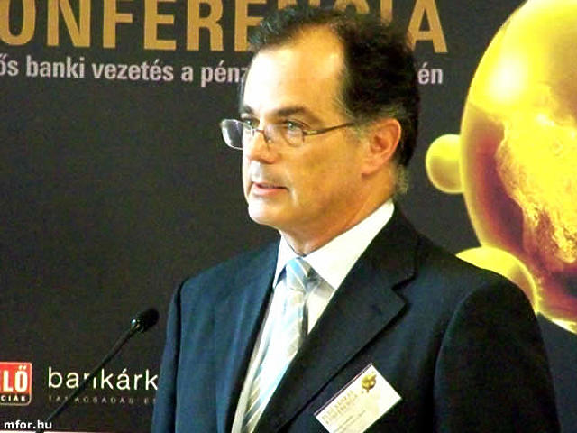 Simor András, az MNB elnöke