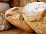 Egész Európa egyik legdurvábban dráguló kenyerét eszik a magyarok