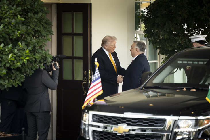 Donald Trump fogadja Orbán Viktort a Fehér Házban 2025. november 7-én 