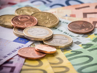 Mennyire járt jól az, aki ma váltott eurót?