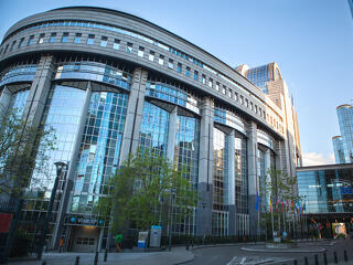 Az Európai Bizottság is megszólalt, miután tárgyaltak a Tiszával