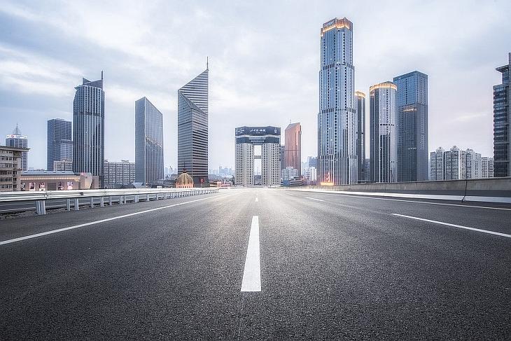 A techcégek előtt az ösvény már nem sokáig lesz olyan nyitott, mint ez a sanghaji út. (Forrás: Pixabay)