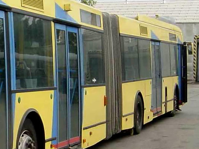 Megérkeztek a Van Hool-buszok Budapestre