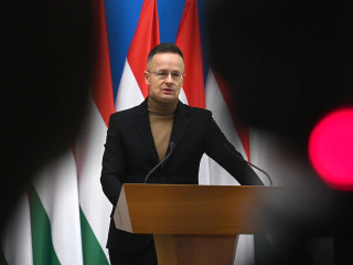 Szijjártó Péter a századik stratégiai partnerségi megállapodás megkötésén

