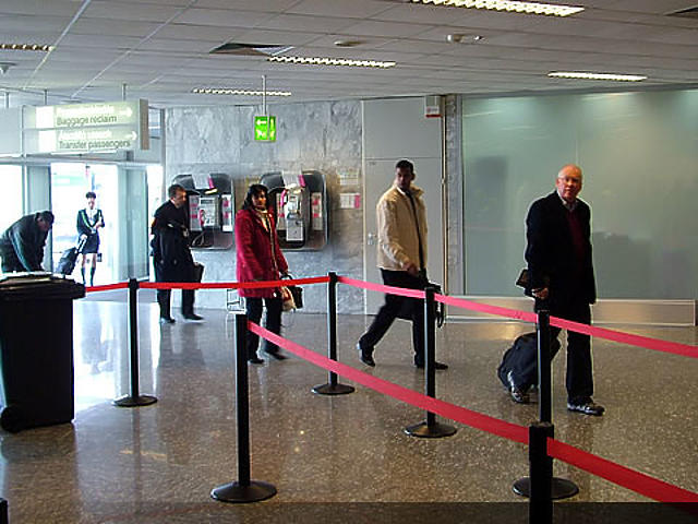 A schengeni utasok szabadon távozhatnak 
