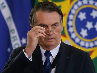 Bolsonaro megfosztaná jövedelme egy részétől a nyomtatott brazil sajtót