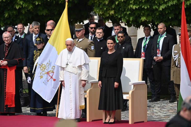 Hivatalos látogatásként Ferenc pápa első útja vendéglátójához vezetett. Fotó: MTI / Bruzák Noémi