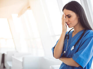 Nagy a nyomás az új kormányon: a béremelést még idén meg kellene lépni