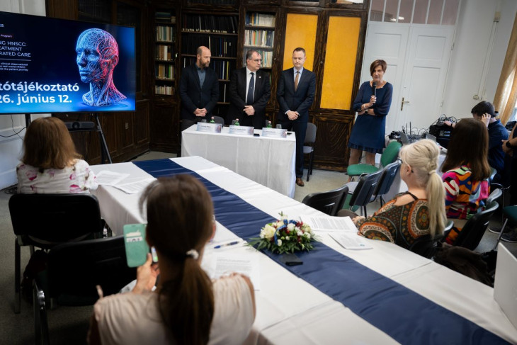 Dr. Prekopp Péter, Prof. Dr. Tamás László, Dr. Dános Kornél és Kovács Krisztina